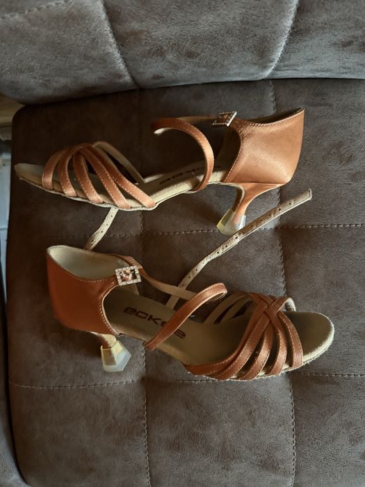 Туфли для бальных танцев