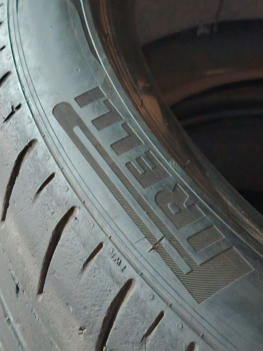 Продам шины тесла итд 19 с шумкой