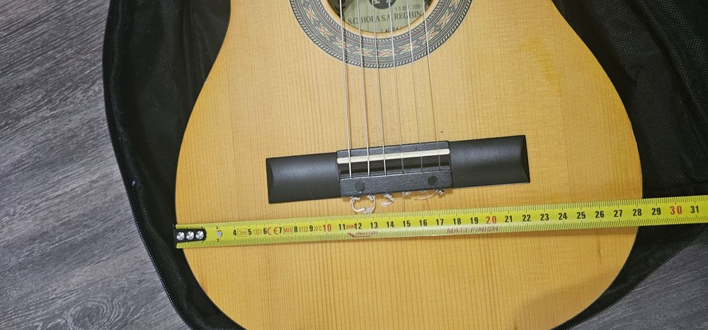 Chitară  in stare bună