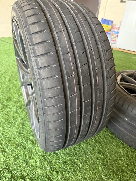 265/35/19 Шины летние новые