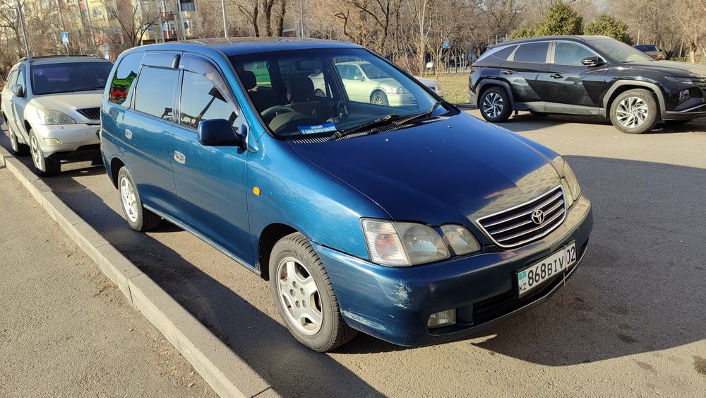 Тойота Гайя 1998г