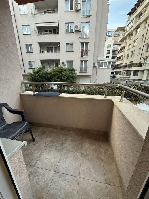 Дава се под наем Тристаен апартамент в София, Хладилника - 110 кв.м за 841.5 € - Снимка #7