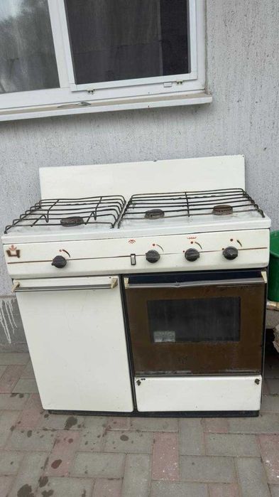 Продается газовая плита