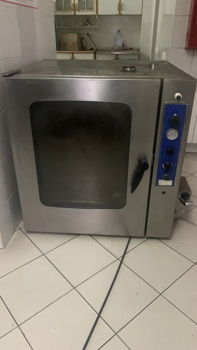 Пароконвектомат продам