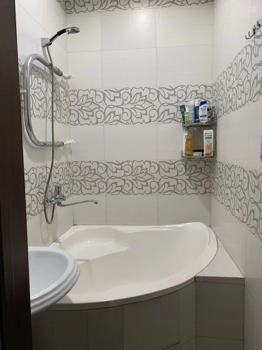 Продаётся 2/3/5 Карасу-1 С ремонтом Балкон 2×6