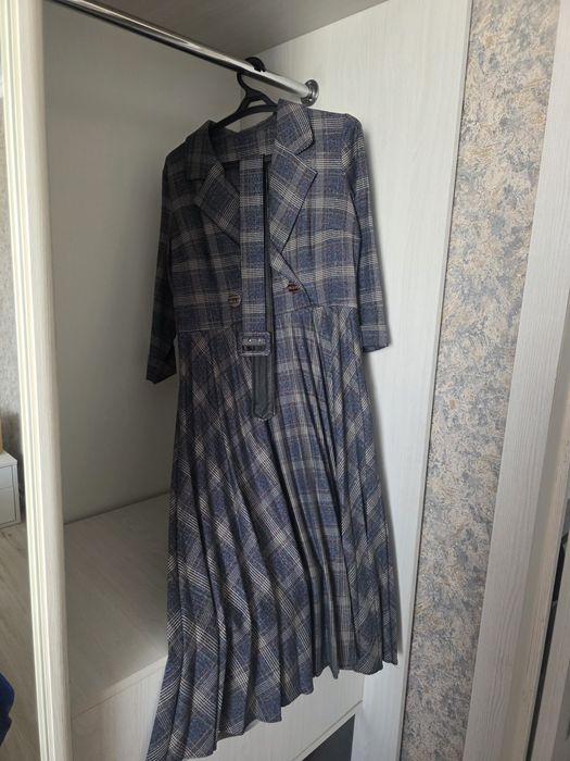 Вещи 44 размер бу по 2000