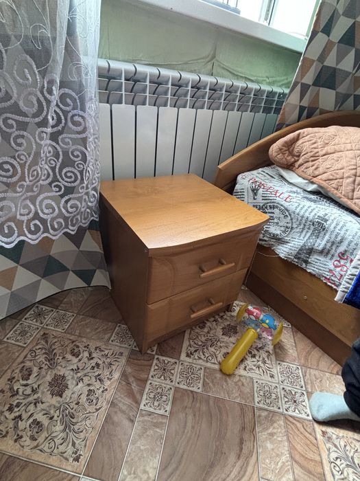 Продам двуспальную кровать