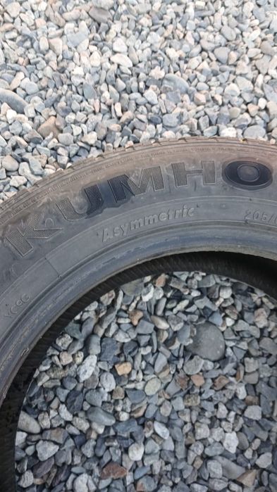 Продам резина зима 205/60/16