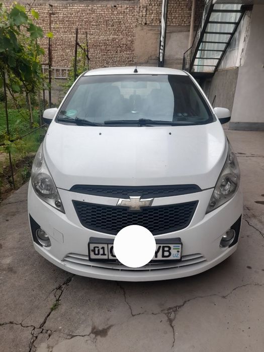 Spark 2014 rangi oq 2 pozitsya
