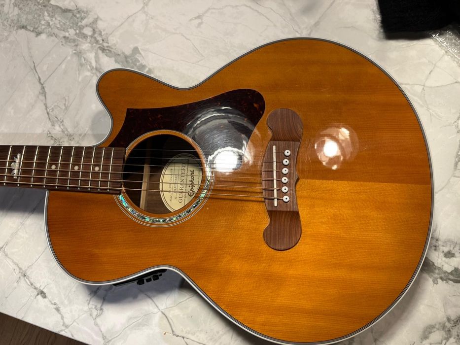 Акустична китара Epiphone Ej- 200 Coupe