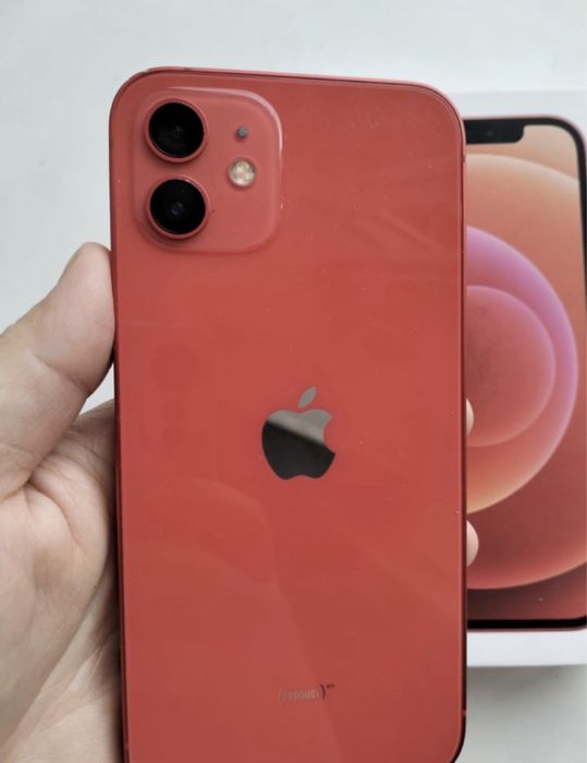 Продам айфон 12 ред