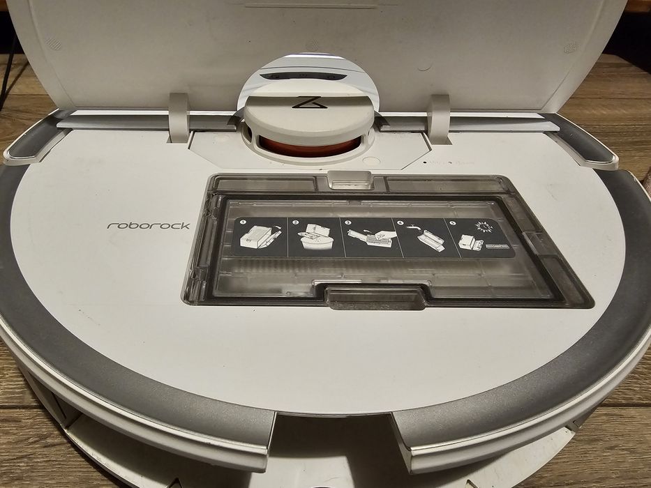 Robot de aspirare Roborock S7, WiFi, 68W, aspirator si mop, navigatie