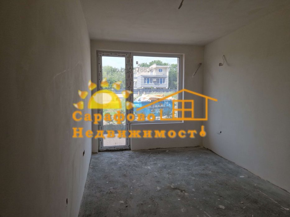 Продава се Тристаен апартамент в Бургас, Сарафово - 169 кв.м за 947 €/кв.м - Снимка #12