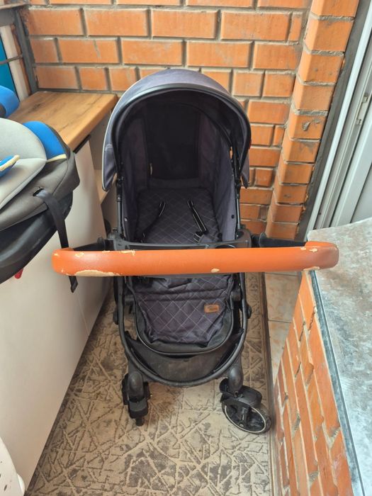 Срочно продам коляску
