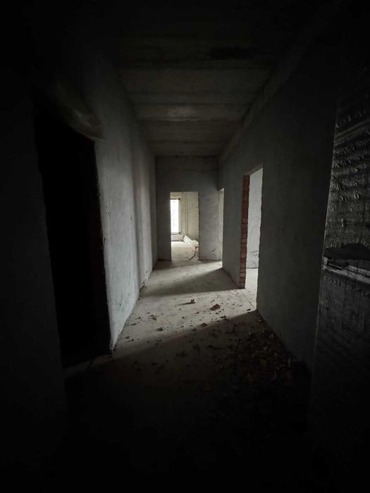 Сайрам Tower 2х3 хонасининг 77м2 майдонли эркин режалаштирилиши`