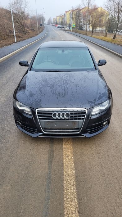 Dezmembrez Audi A4 B8 2.0 TDI S-line