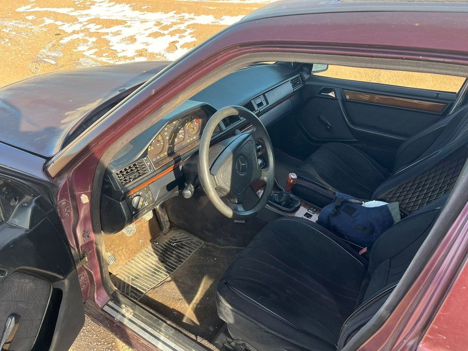 Продам Мерседес W 124