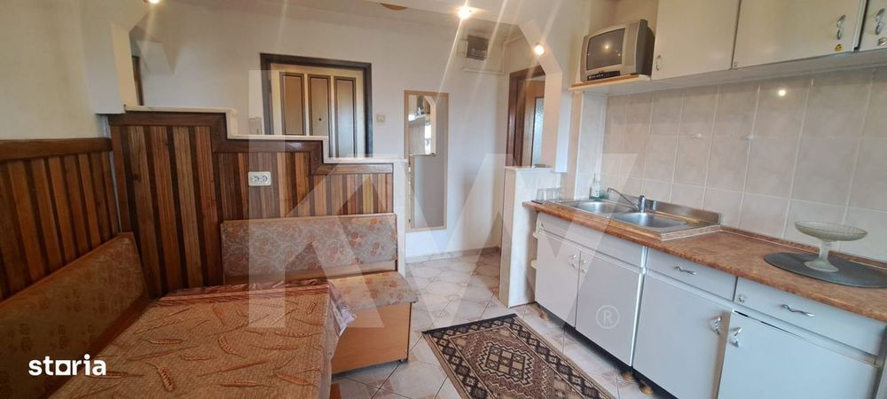Apartament 2 camere , decomandate , bucatarie separata , balcon logie