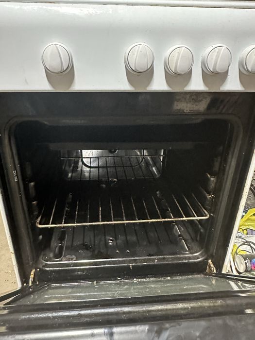 продам газовую плиту