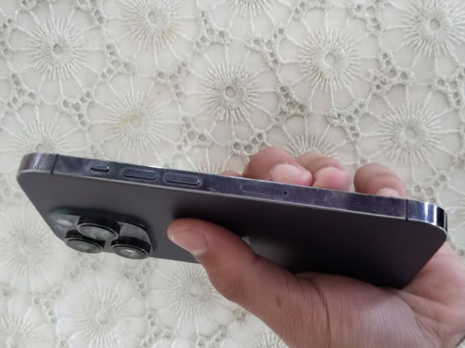 Iphone 14 pro deep purple