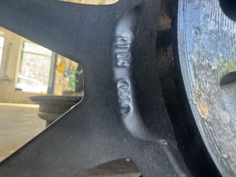 Speedline19 Momo 255 35 19