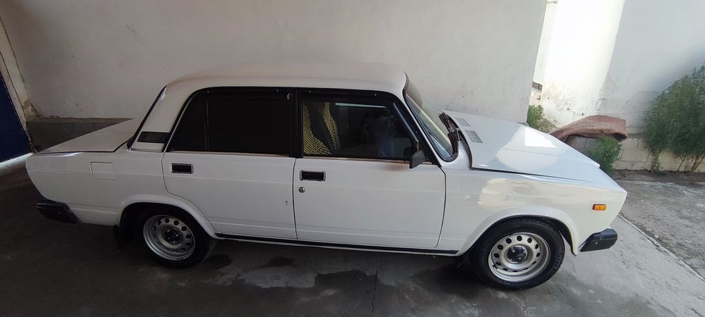 Vaz 2107 Sotiladi