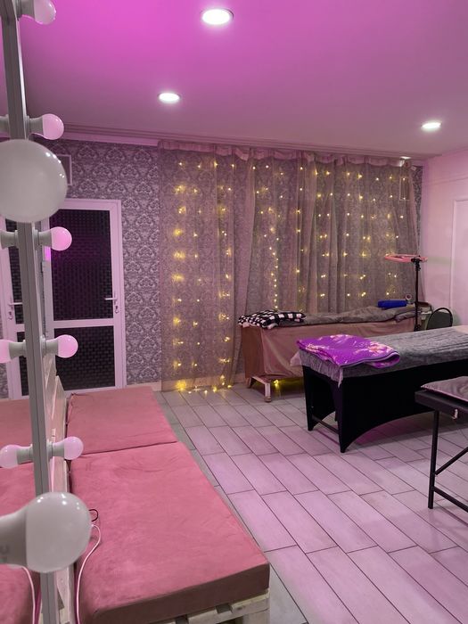 Аренда кушетки около меги