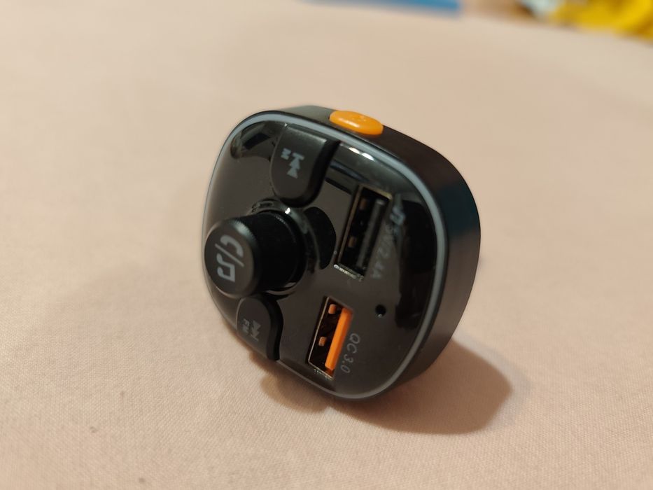 Modulator FM auto, E-Boda BT 100 - 40 lei