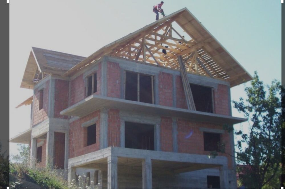 Echipa de constructie
