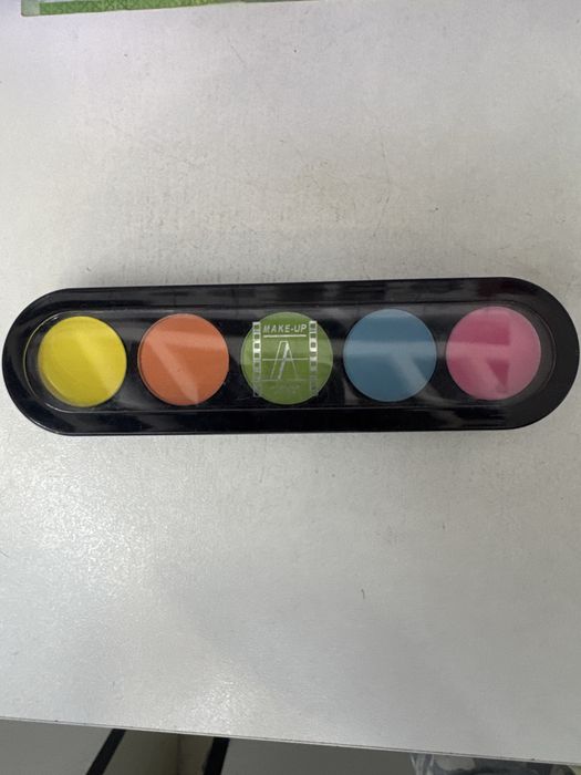 Тени профессиональные