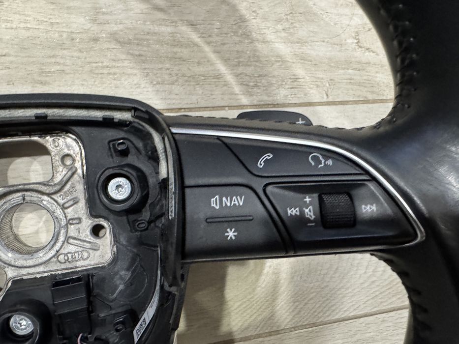 Волан Audi A4 Audi A5 Audi Q2 Audi Q3 Audi Q5 Audi Q7 Audi Q8