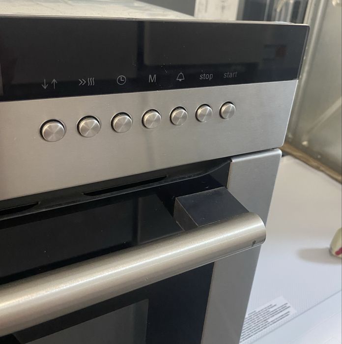 Комбинирана фурна с микровълнова Siemens 42 l