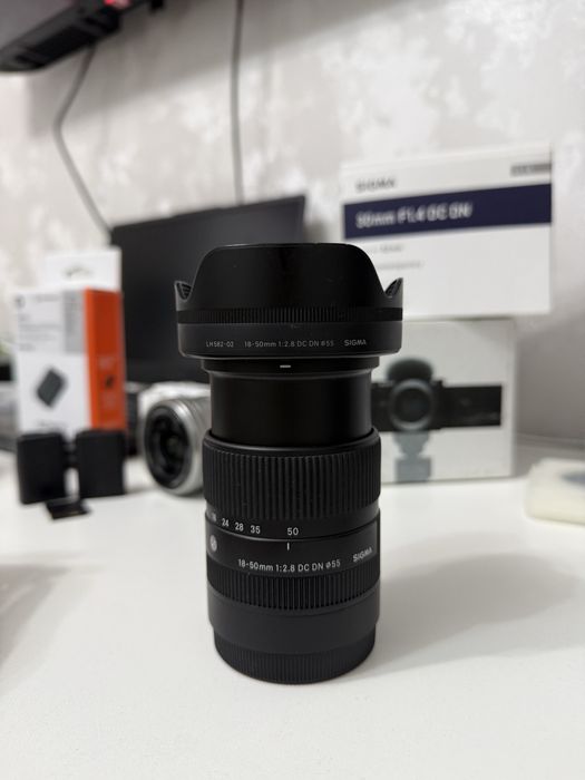 Sigma 18-50mm f2.8 Объектив