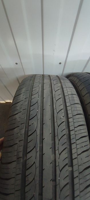 215/60/17 Продам пару