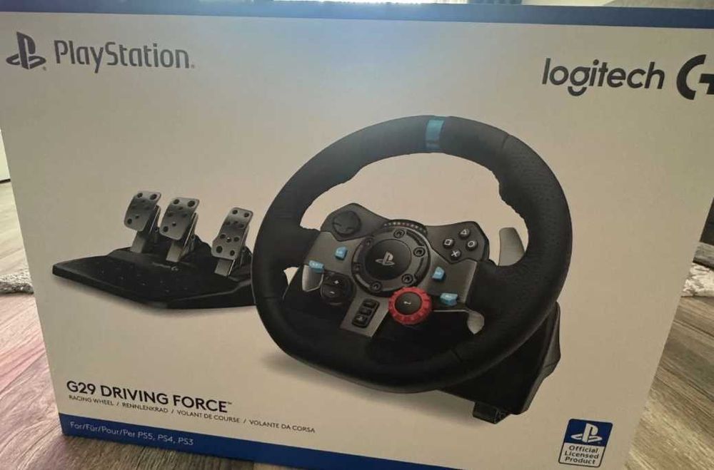 Продавам нов комплект Logitech G29 в ГАРАНЦИЯ с оригинални педали