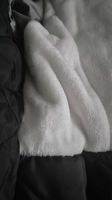 Дамско непромокаемо яке за преходи