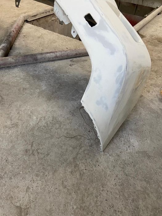 Бампер крузак 200