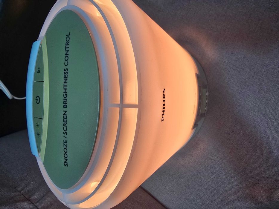 Veioză Philips cu radio HF3461 / lampa de veghe Philips
