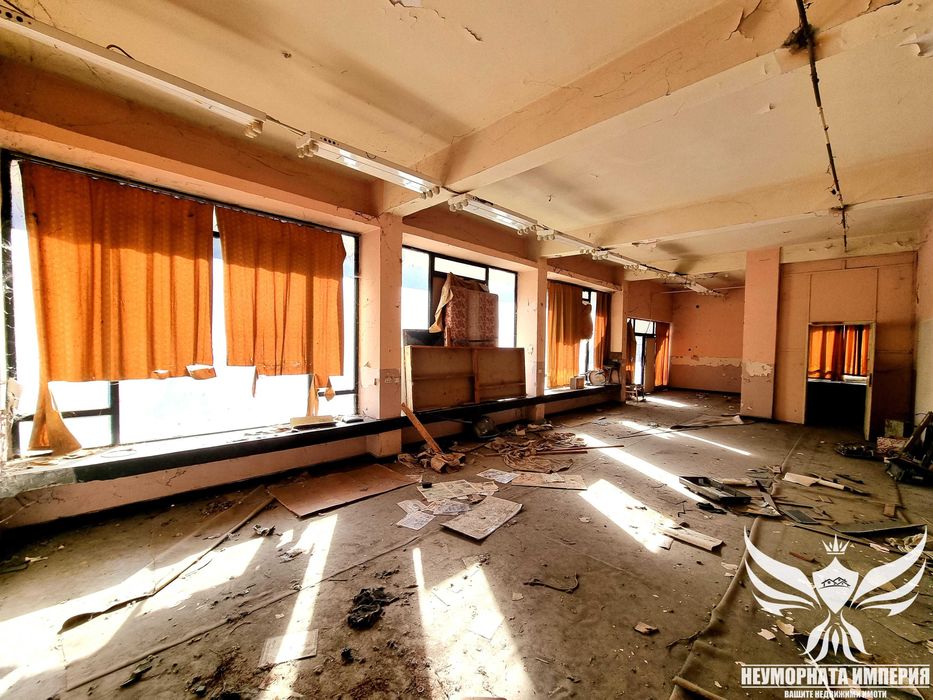 Продавам помещение, магазин, заведение 147кв. в гр.Лъки, обл.Пловдив