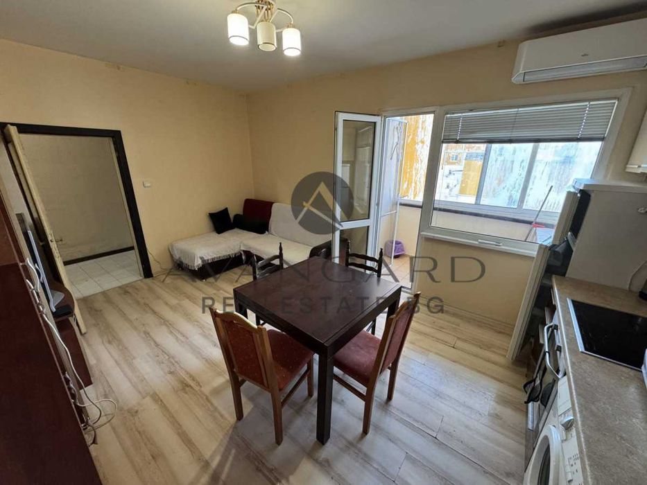 Продава се Тристаен апартамент в Пловдив, Кършияка - 67 кв.м за 921 €/кв.м - Снимка #1