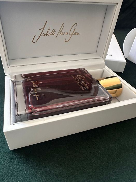 Parfum Juliette has a Gun - Oil Fiction