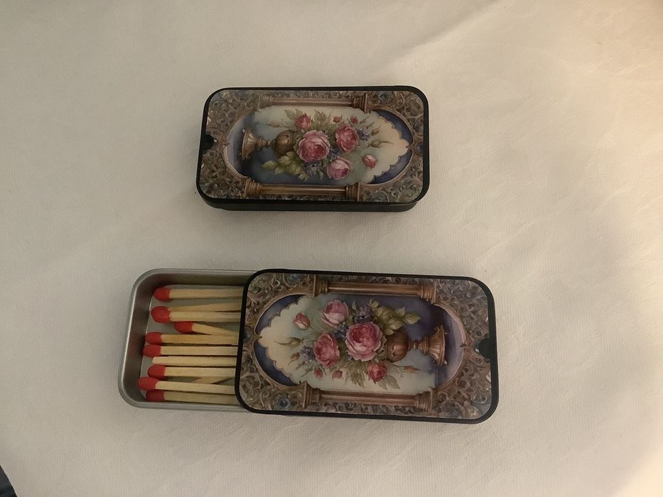 Cutii metal,pentru medicamente sau chibrituri