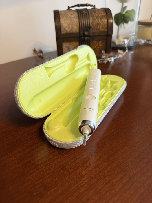 Philips Sonicare DiamondClean (HX9332/04, Alb Ceramic)