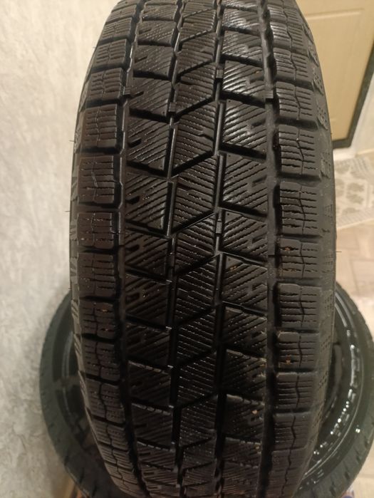 Продам зимнюю резину
