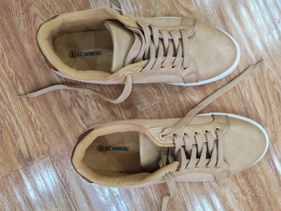 Мъжки обувки LC Waikiki