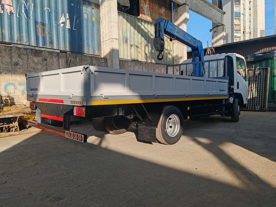 Изузи малипулятор сотилади