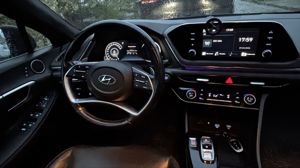 Hyundai Sonata srochno sotiladi xoladi idial