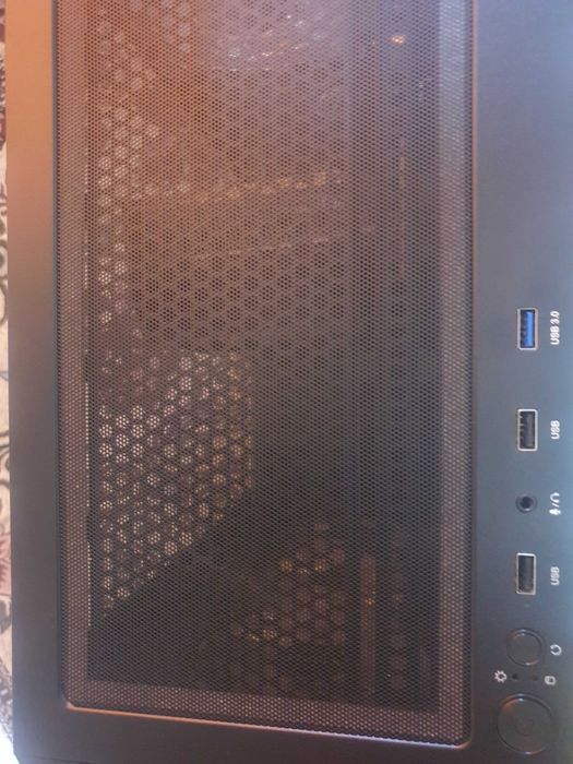 VIST Sistem PC ARGB Ryzen 7 5700X, Ram 32GB, NVIDIA GeForce RTX 5060, SSD 1TB M.2, WIFI
