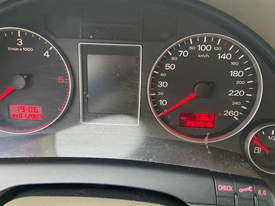Vand Audii A4 b7 anul 2007
