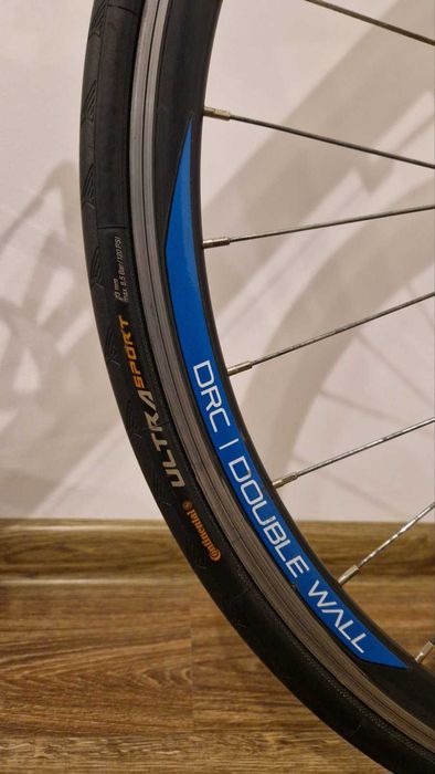 Шосеен велосипед Carera